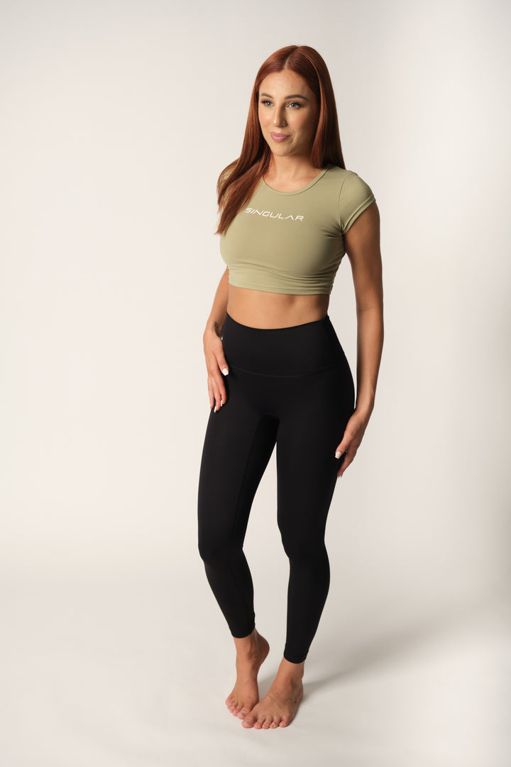 Performance Sports Top Light-Olive